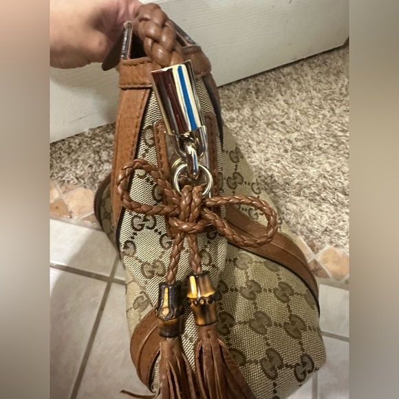 GUCCI MONOGRAM MEDIUM BELLA HOBO BAG - Picture 5 of 9